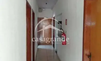 Barracão / galpão / depósito com 5 salas para alugar na avenida antônio thomaz ferreira rezende, 1, distrito industrial, uberlândia por r$ 20.000