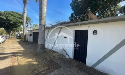 Casa com 4 quartos para alugar no Morada da Colina, Uberlândia  por R$ 9.000