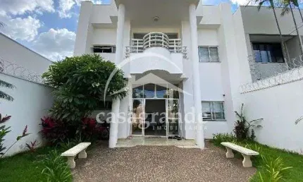 Prédio com 2 salas para alugar no Lidice, Uberlândia  por R$ 15.000