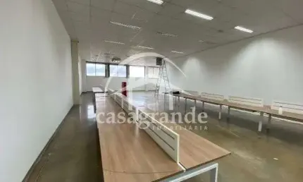 Sala comercial com 1 sala para alugar no Granja Marileusa, Uberlândia  por R$ 14.100
