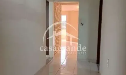 Casa com 4 quartos para alugar no Jardim das Palmeiras, Uberlândia  por R$ 4.000