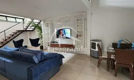 Casa com 4 quartos à venda no Jardim Karaíba, Uberlândia , 270 m2 por R$ 1.400.000