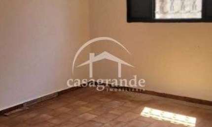 Casa com 2 quartos à venda no Umuarama, Uberlândia  por R$ 520.000