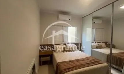 Casa com 3 quartos à venda no Jardim Karaíba, Uberlândia  por R$ 1.090.000