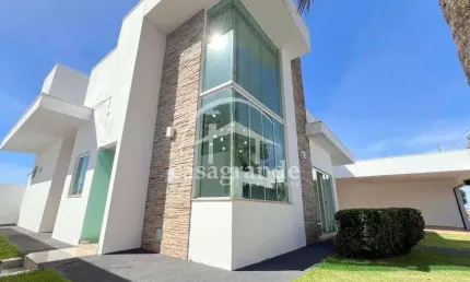 Casa com 3 quartos à venda na Cidade Jardim, Uberlândia  por R$ 1.980.000