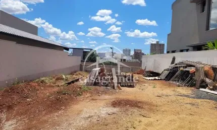 Terreno à venda no Jardim Sul, Uberlândia  por R$ 760.000