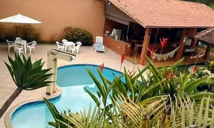 Linda granja de 6.000 m² no bairro Granjas de Santo Antônio em Juiz de Fora - MG
