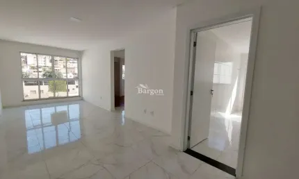 Apartamento de 2 quartos com suíte a venda no Residencial São Carlos em Juiz de Fora