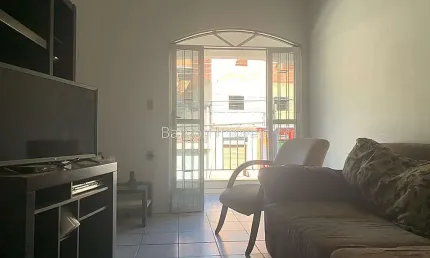 Casa com 03 quartos sendo 1 suíte à venda no Bairro Progresso em Juiz de Fora MG.