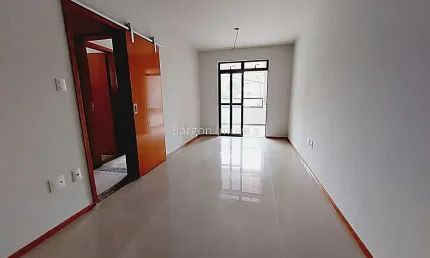 Apartamento 2 quartos sendo 2 suítes à venda no centro de juiz de fora