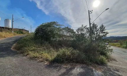 Lote de esquina com total de 494 metros quadrados a venda no residencial são luiz em juiz de fora