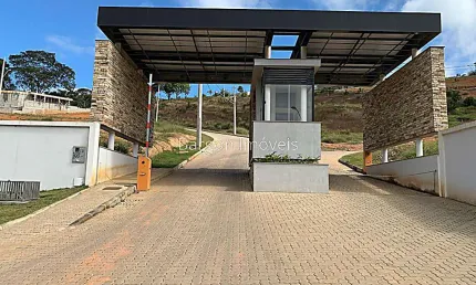 Terreno com 434 metros quadrados em Condomínio fechado a venda no Bairro Salvaterra Juiz de Fora