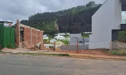 Lote plano com 330,39 metros quadrados a Venda no Condomínio Estrela Alta em Juiz de Fora MG