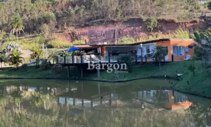 Granja 2 quartos de alto padrão com 3000 m² a venda no Bairro Igrejinha em Juiz de Fora