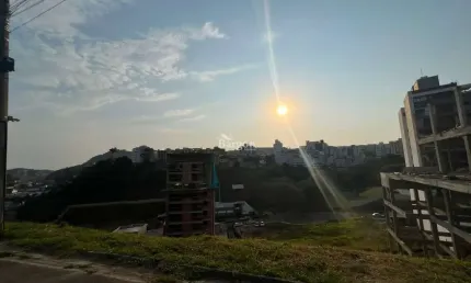 Terreno com 708 m² a venda no condomínio estrela sul em juiz de fora