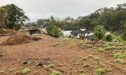 Lote duplo com 1195 metros quadrados a venda no Bairro Jardins Imperiais em Juiz de Fora