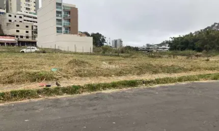 Terreno plano com 1.000 metros quadrados a venda no Bairro São Pedro em Juiz de Fora