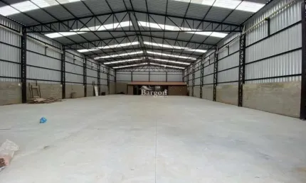 Galpão Comercial a venda na Avenida Juiz de Fora no Bairro Grama em Juiz de Fora