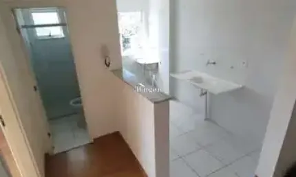 Apartamento térreo com 2 quartos a venda no Bairro Santa Terezinha em Juiz de Fora