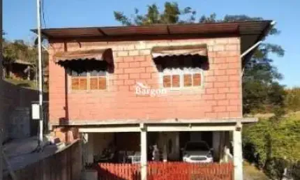 Chácara com 4 quartos sendo 1 suite a venda no Condomínio Fazendinhas Miragem em Simão Pereira