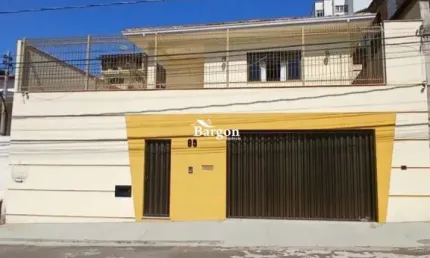 Casa 3 quartos sendo 1 suíte a venda no Bairro São Pedro em Juiz de Fora