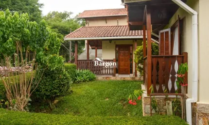 Casa com 3 quartos sendo 1 suíte à venda no Condomínio Alto dos Pinheiros em Juiz de Fora