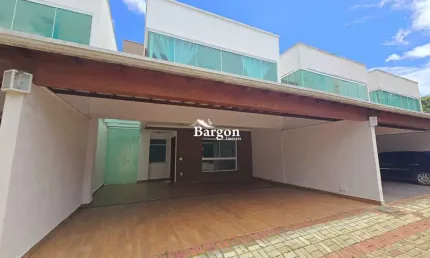 Casa com 3 suítes a venda em Condomínio Fechado no Bairro Parque Jardim da Serra em Juiz de Fora