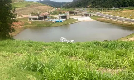 Lote com 322 metros quadrados a venda no Condomínio Estrela do Lago em Juiz de Fora