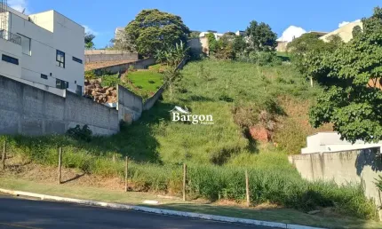 Lote com 1.304 m² a venda no Condomínio Portal do Aeroporto em Juiz de Fora