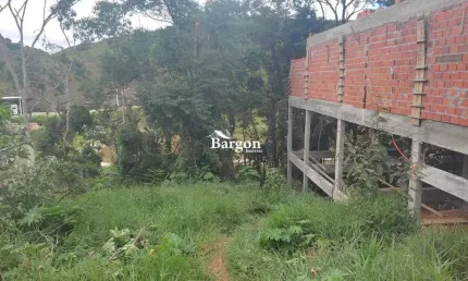 Terreno com 554 metros quadrados em Condomínio fechado a venda no Bairro Salvaterra em Juiz de Fora