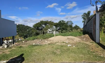 Lote com 639 m² a venda no Condomínio Portal do Aeroporto em Juiz de Fora
