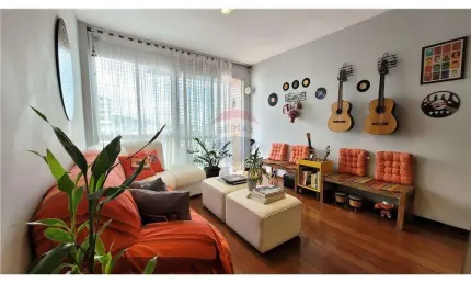 Apartamento com 3 quartos, e vista panorâmica para a Praça Varnhagen!