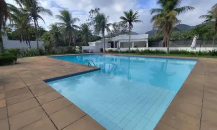 'Encontre Seu Refúgio Moderno em Ilha de Guaratiba'