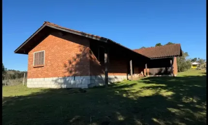 Chácara / sítio com 3 quartos à venda em Criúva, Caxias do Sul 