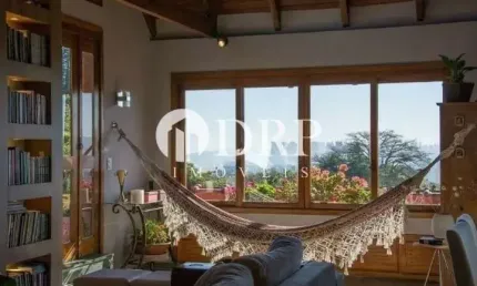 Casa em condomínio fechado com 3 quartos à venda na Rua Silveiro, 870, Menino Deus, Porto Alegre por R$ 1.200.000