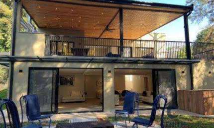 Luxuosa Casa com 5 suítes, living integrado, gourmet! 500 m², Atibaia.