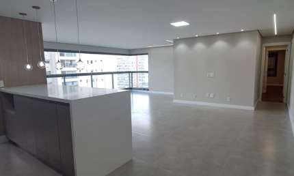 Apartamento 3 suítes 122m2, nunca usado, porteira fechada
