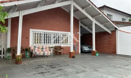 Casa com 3 quartos à venda na Centro, 265, Centro, Peruíbe