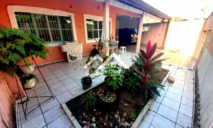 Casa com 3 quartos à venda na São José, 308, Estancia São Jose, Peruíbe