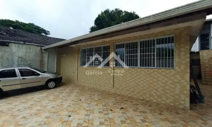 Casa com 2 quartos à venda na Centro, 250, Centro, Peruíbe