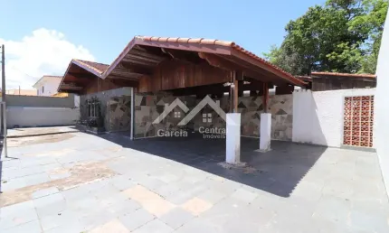Casa com 5 quartos à venda na Centro, 135, Centro, Peruíbe