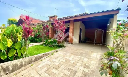Casa com 3 quartos à venda na Centro, 852, Centro, Peruíbe