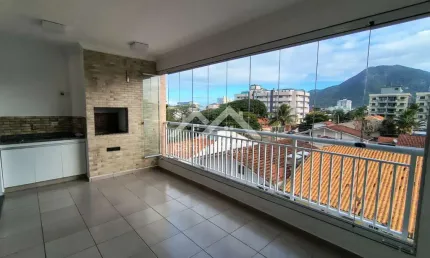 Apartamento com 3 quartos à venda na Centro, 500, Centro, Peruíbe