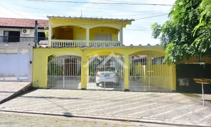 Casa com 3 quartos à venda na Centro, 30, Centro, Peruíbe