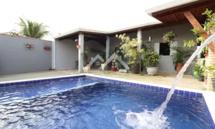 Casa com 2 quartos à venda na Jardim Márcia, 20, Jardim Marcia, Peruíbe