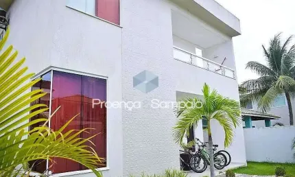 Casa em condomínio fechado com 3 quartos para alugar na Avenida Santos Dumont, Estrada do Coco, Lauro de Freitas, 170 m2 por R$ 5.524