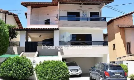 Casa em condomínio fechado com 4 quartos à venda na Avenida Santos Dumont, Estrada do Coco, Lauro de Freitas por R$ 1.400.000