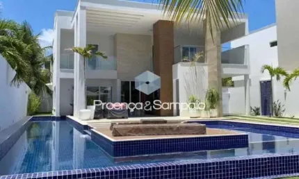 Casa em condomínio fechado com 5 quartos à venda no Guarajuba