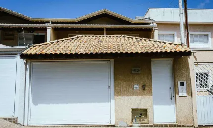 Casa para Venda em Extrema, Ponte Nova, 2 dormitórios, 1 suíte, 2 banheiros, 1 vaga