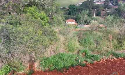 Terreno à venda no Salto de Baixo, Extrema 